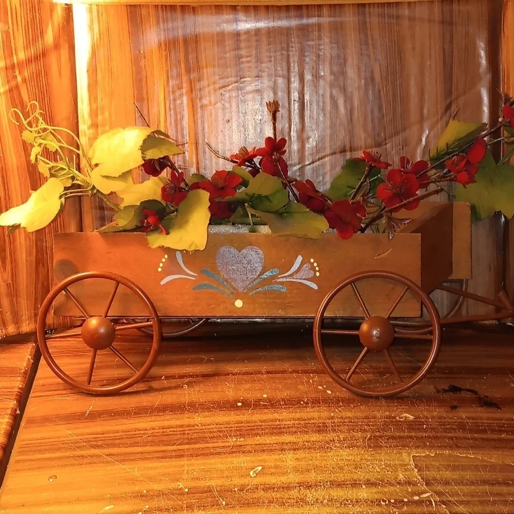 Vintage Home Interiors Homco wooden primitive folk art wagon wall deco